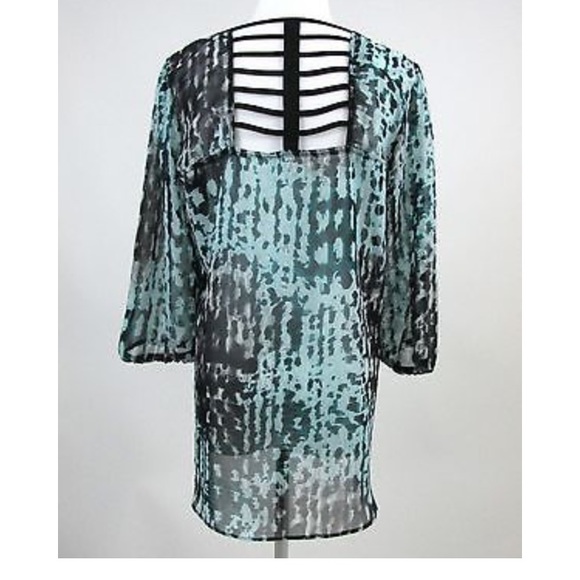 BCX Caged Back Printed Sheer Blouse - Picture 9 of 9